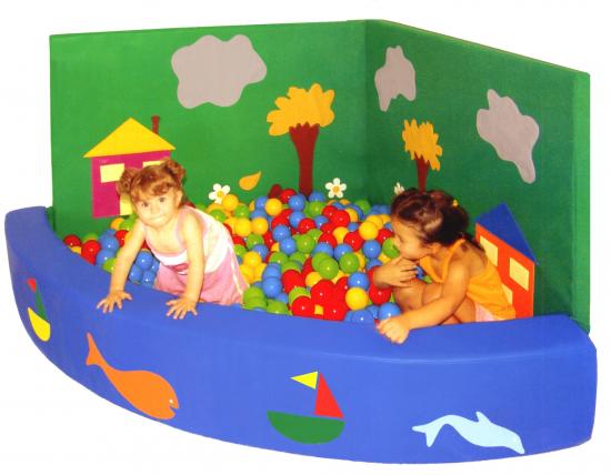 PISCINA ANGOLARE CON PANNELLI MURALI E 600 PALLINE - Linea MORBIDO 